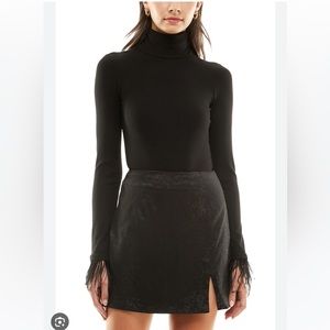 Wayf x Jourdan Sloane Hold Please Feather Turtleneck Bodysuit, size XL, NWOT